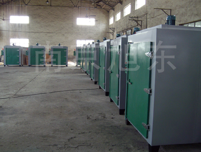 烘箱生產現(xiàn)場